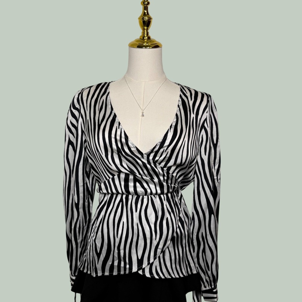 miss kelly 1999 white black zebra blouse long sleeve babydoll coquette y2k chic